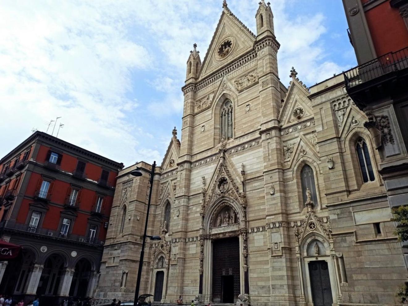 Mithra Apartment Centro Storico Neapel Exterior foto