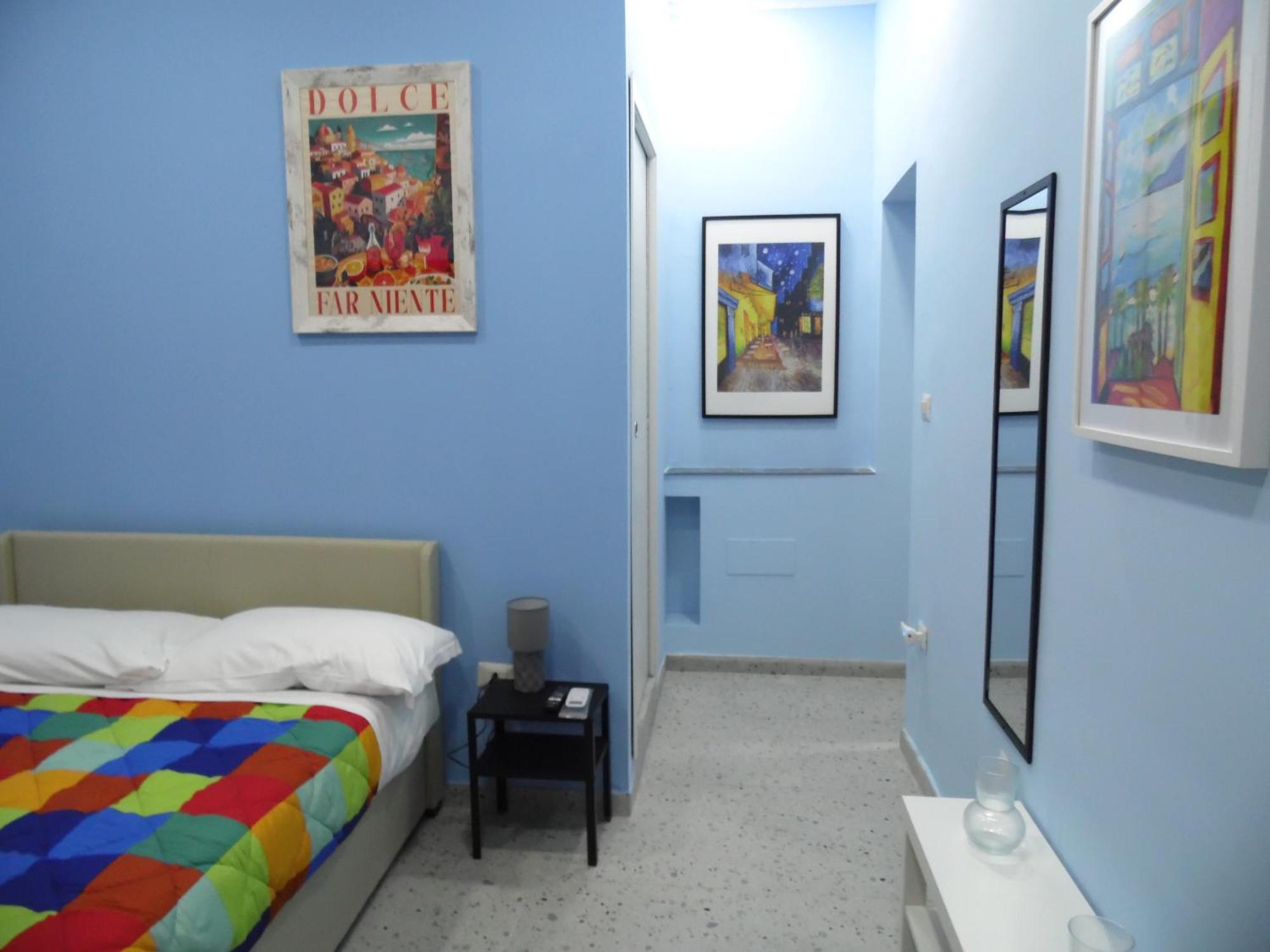 Mithra Apartment Centro Storico Neapel Exterior foto